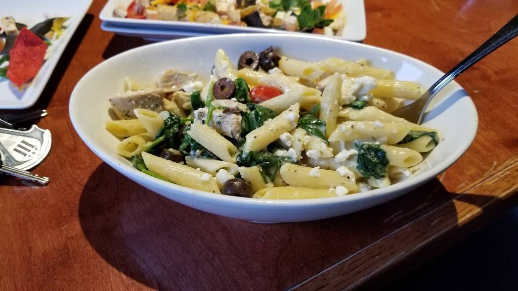 Yamas Bar and Grill | restaurant | 268 Main St, Old Town, ME 04468, USA | 2078275200 OR +1 207-827-5200