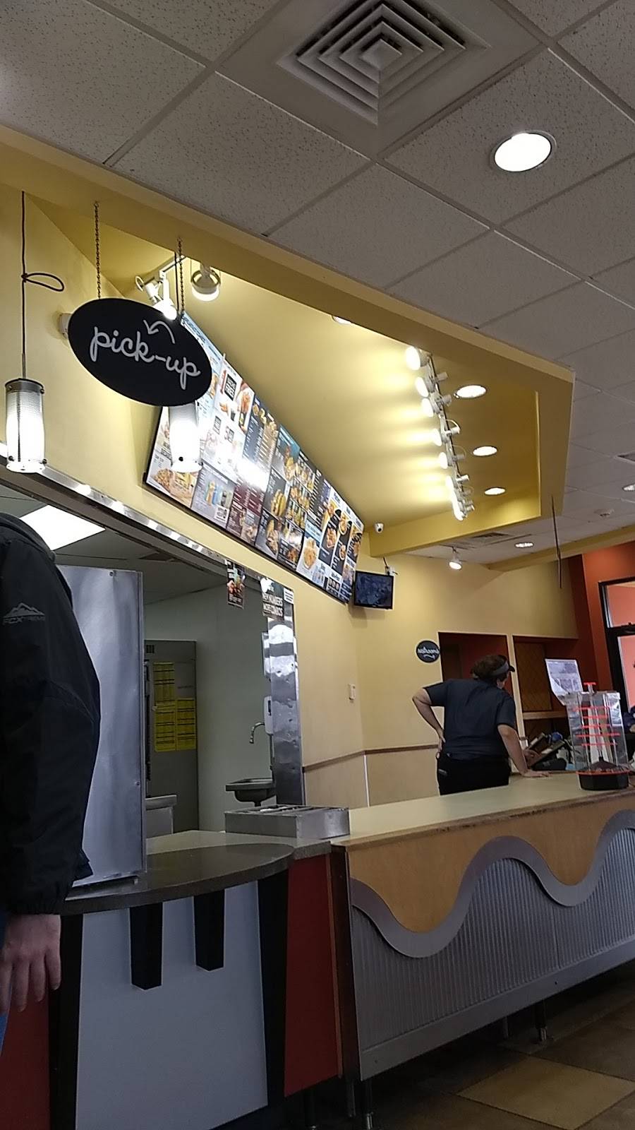 Long John Silvers | restaurant | 322 S Broadway, Salem, NH 03079, USA | 6038903514 OR +1 603-890-3514