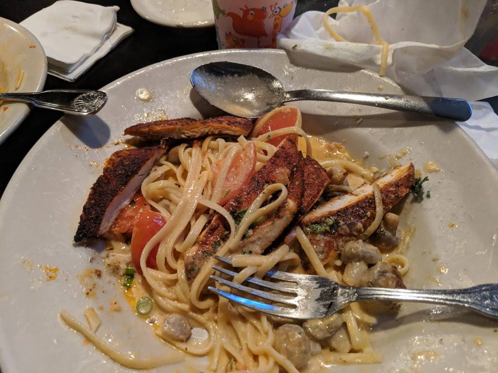 Tunxis Grill & Pizzeria | restaurant | 3 Tunxis St, Windsor, CT 06095, USA | 8606886429 OR +1 860-688-6429