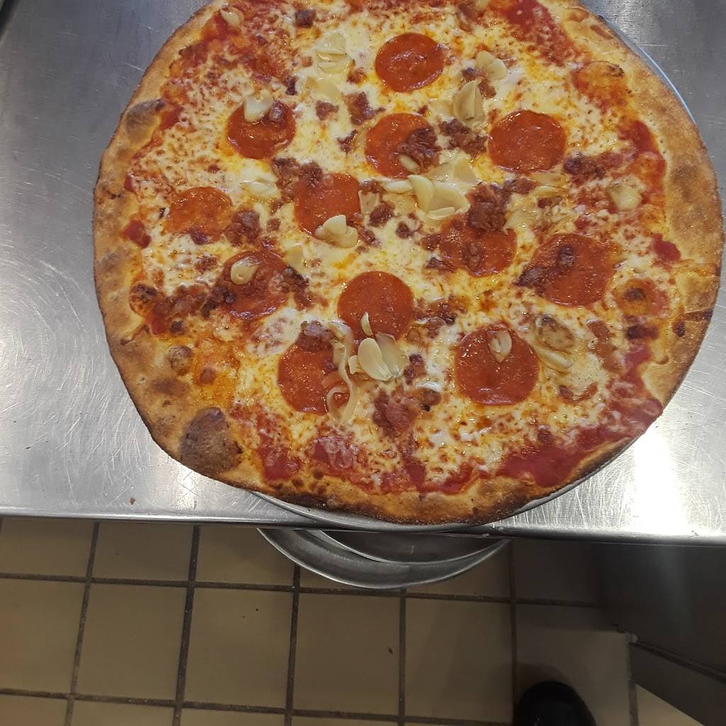 Knot Just Pizza | restaurant | 8170 Okeechobee Blvd, West Palm Beach, FL 33411, USA | 5615082833 OR +1 561-508-2833