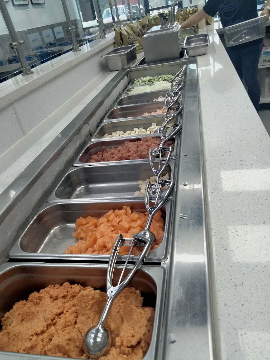 Poki Bowl | restaurant | 2512 Independence Blvd Suite 103, Wilmington, NC 28412, USA | 9103991607 OR +1 910-399-1607