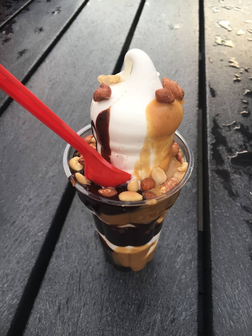 DQ Grill & Chill Restaurant | restaurant | 547 E Sandusky Ave, Bellefontaine, OH 43311, USA | 9375930745 OR +1 937-593-0745