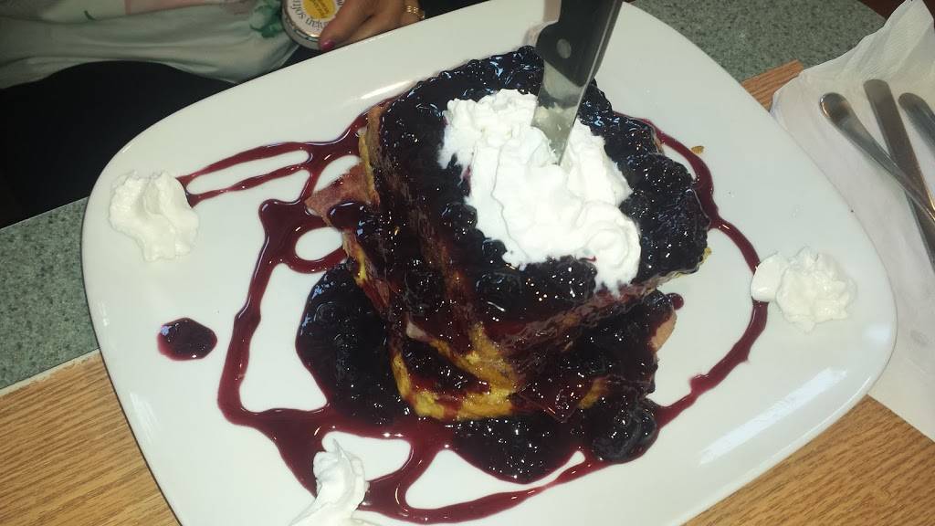 Telegraph Grill | restaurant | 8445 N Telegraph Rd, Dearborn Heights, MI 48127, USA | 3132781188 OR +1 313-278-1188