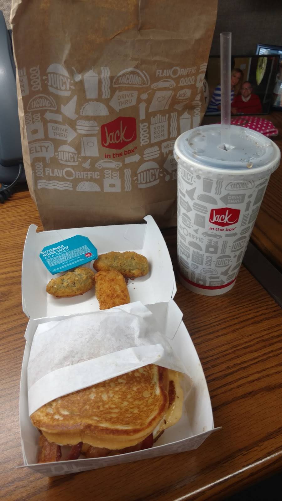 Jack in the Box | restaurant | 204 Largo Dr, Nashville, TN 37211, USA | 6153159206 OR +1 615-315-9206
