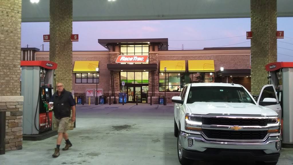 RaceTrac | bakery | 5725 Jefferson Hwy, New Orleans, LA 70123, USA | 5047333137 OR +1 504-733-3137