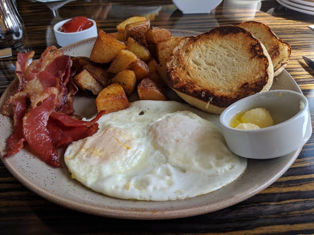 City Club Raleigh | restaurant | 150 Fayetteville St #2800, Raleigh, NC 27601, USA | 9198348829 OR +1 919-834-8829