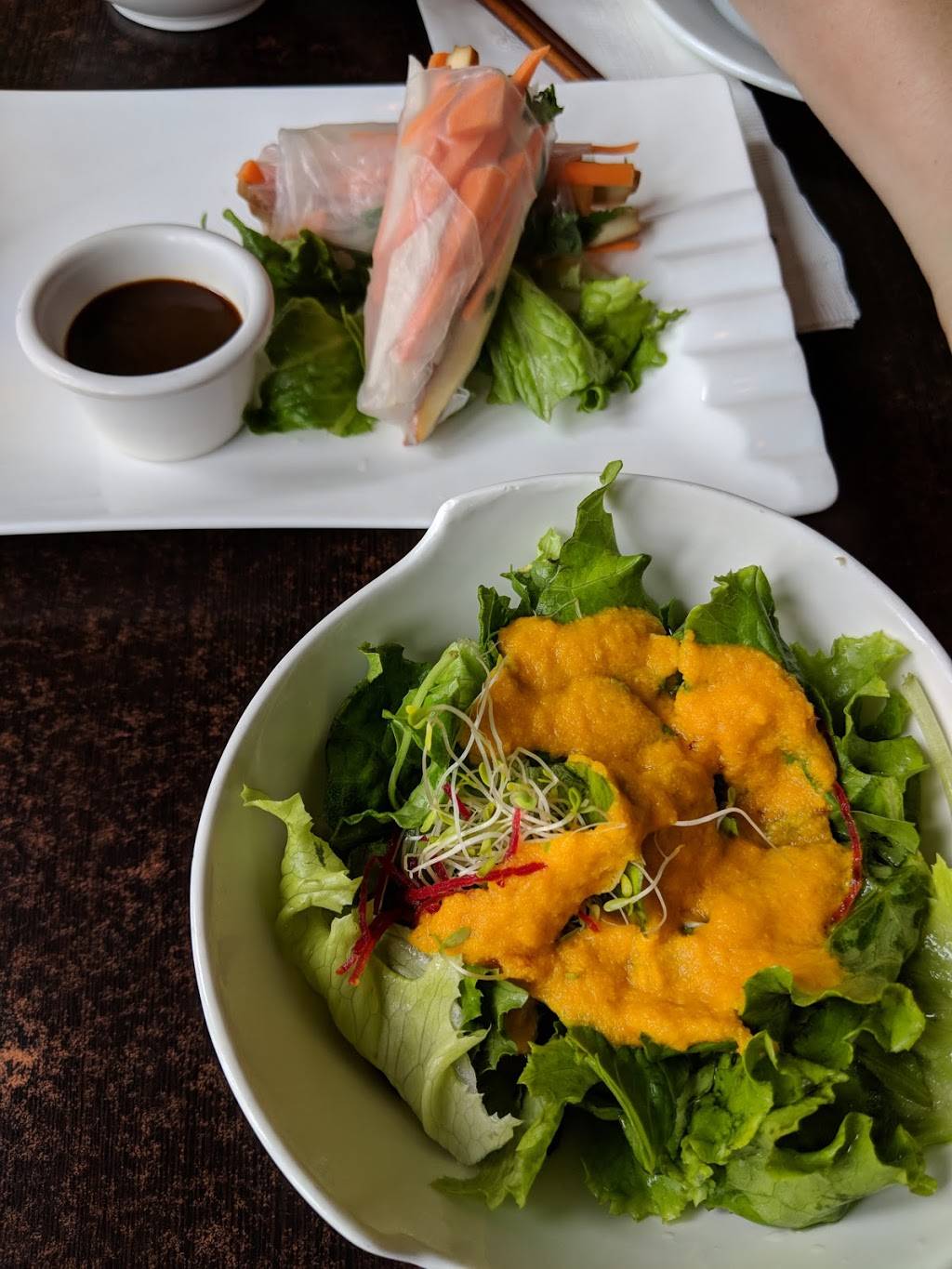 Jujube Tree | restaurant | 35-02 30th Ave, Astoria, NY 11103, USA | 7185451888 OR +1 718-545-1888