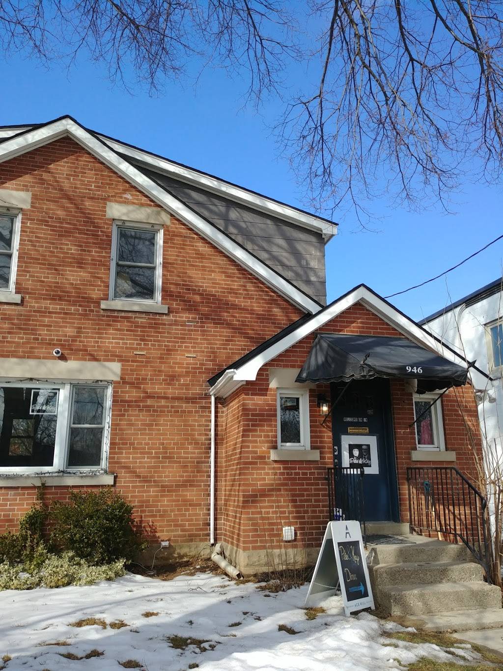 Pete & Kay Diner | restaurant | 946 King St W, Hamilton, ON L8S 1K8, Canada | 2892469043 OR +1 289-246-9043