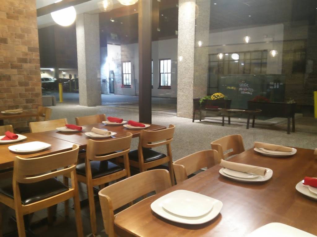 Red Hot Chilli Pepper | restaurant | 500 Davis St #102, Evanston, IL 60201, USA | 8475638085 OR +1 847-563-8085