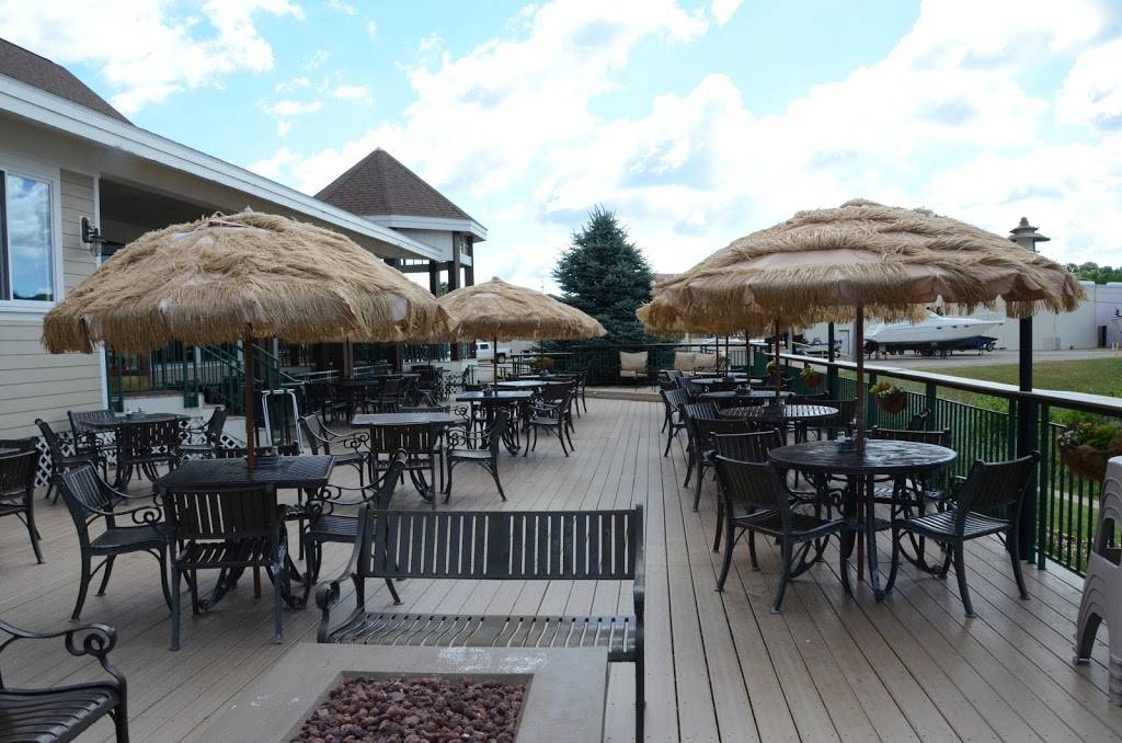 Catfish Charlies | restaurant | 1630 E 16th St, Dubuque, IA 52001, USA | 5635828600 OR +1 563-582-8600