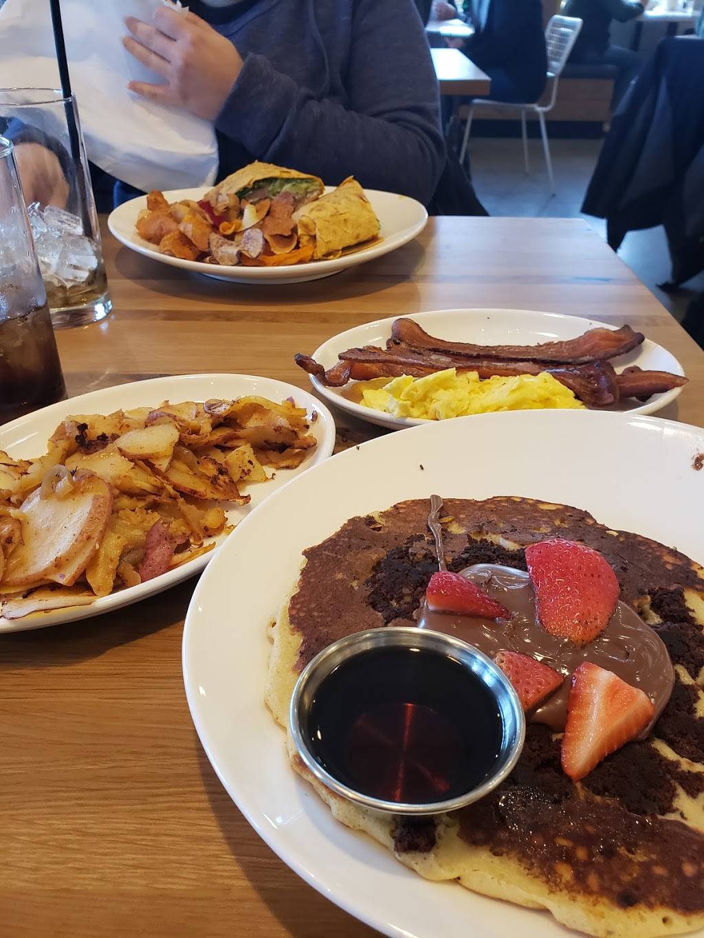 Morning Belle | restaurant | 1600 E Beltline Ave NE, Grand Rapids Charter Township, MI 49525, USA | 6163018171 OR +1 616-301-8171