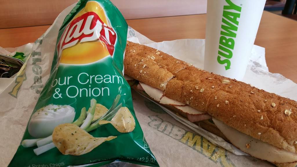 Subway Restaurants | restaurant | Rosewood Shopping Center, 9715 Telephone Rd, Houston, TX 77075, USA | 7139910512 OR +1 713-991-0512