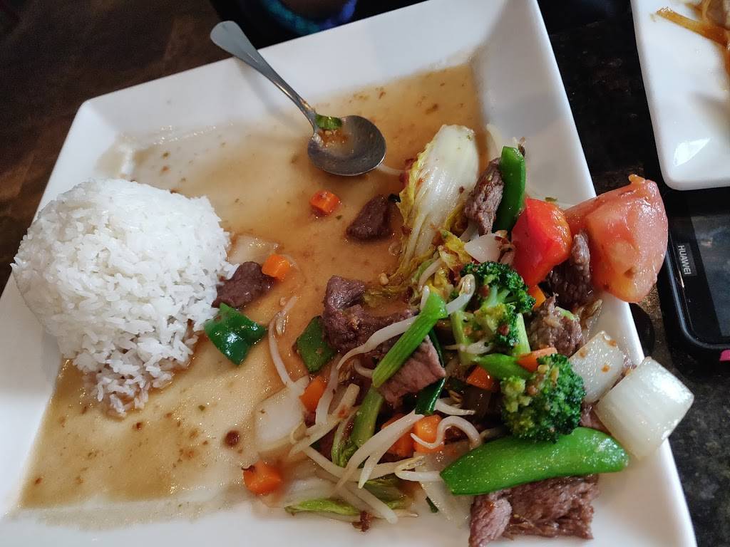 Tropical Restaurant & Bar | restaurant | 8125 E 49th St, Tulsa, OK 74145, USA | 9188956433 OR +1 918-895-6433