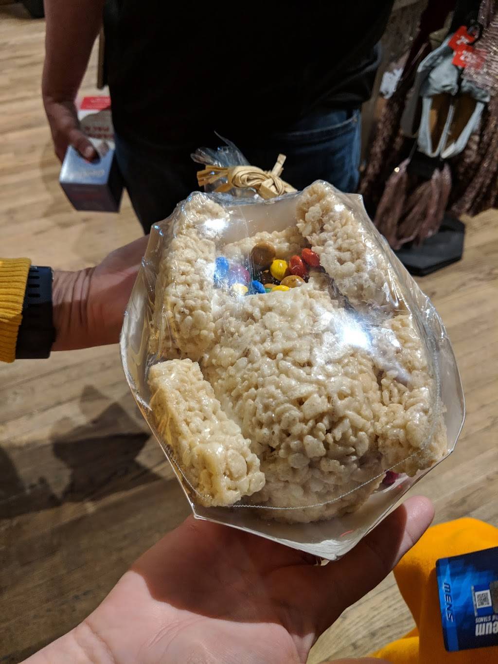 Cracker Barrel Old Country Store | restaurant | 1839 S Roane St, Harriman, TN 37748, USA | 8658821442 OR +1 865-882-1442