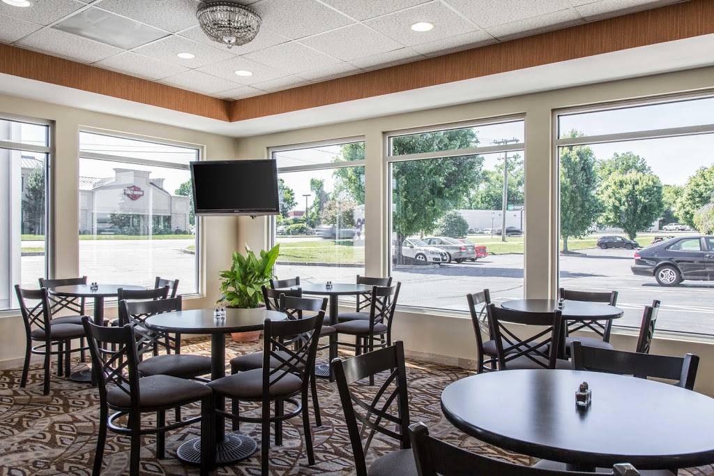 Quality Inn & Suites | restaurant | 78 Federal Rd, Danbury, CT 06810, USA | 2037436701 OR +1 203-743-6701
