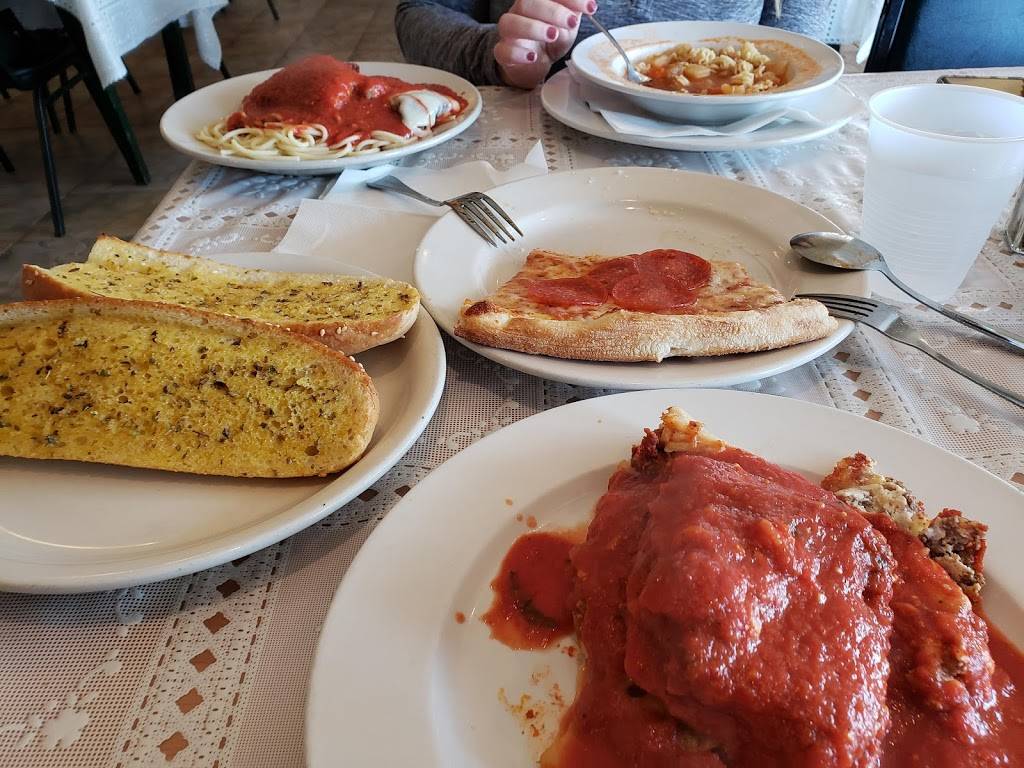 Italian Delight | restaurant | 6522 Martway St, Mission, KS 66202, USA | 9132627564 OR +1 913-262-7564