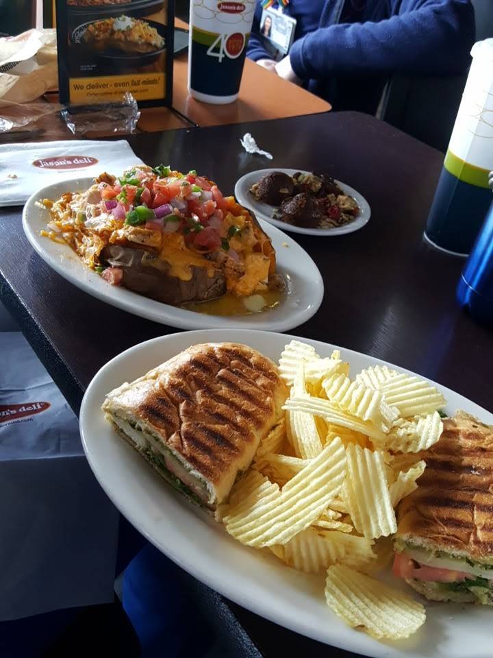 Jasons Deli | restaurant | 25 W Crystal Lake St, Orlando, FL 32806, USA | 4074253562 OR +1 407-425-3562