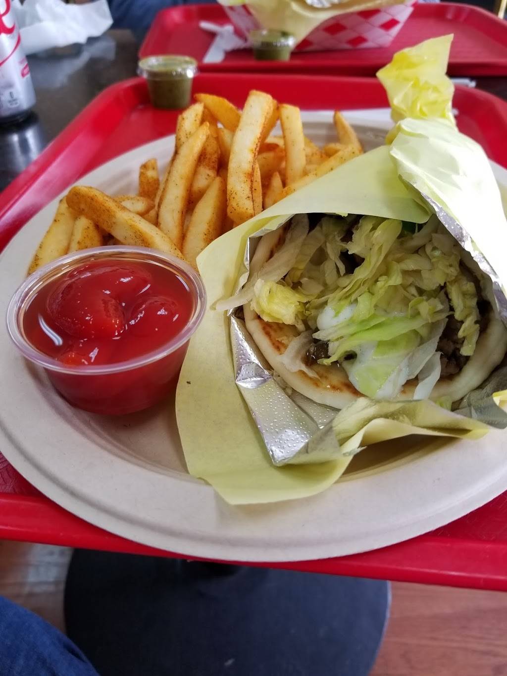 Gyro N Kabob | restaurant | 14145 Red Hill Ave, Tustin, CA 92780, USA | 7145050713 OR +1 714-505-0713