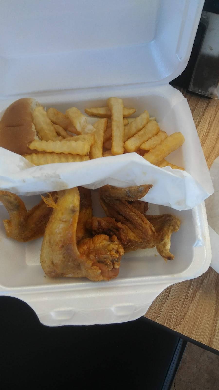 Memphis Best Wings | restaurant | 5144 Riverdale Rd, Memphis, TN 38141, USA | 9017551700 OR +1 901-755-1700