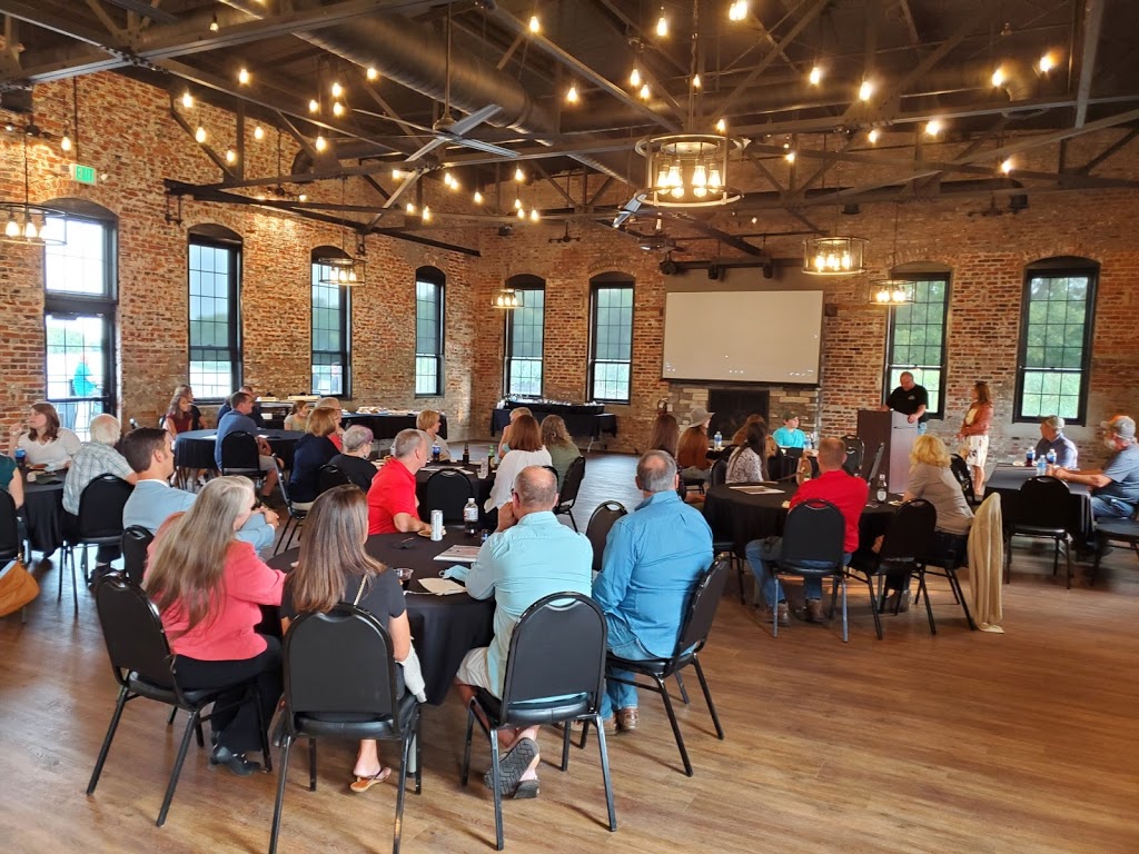 Zero Dock Street Restaurant & Bar | restaurant | 130 Canal St, Carthage, NY 13619, USA | 3155549376 OR +1 315-554-9376