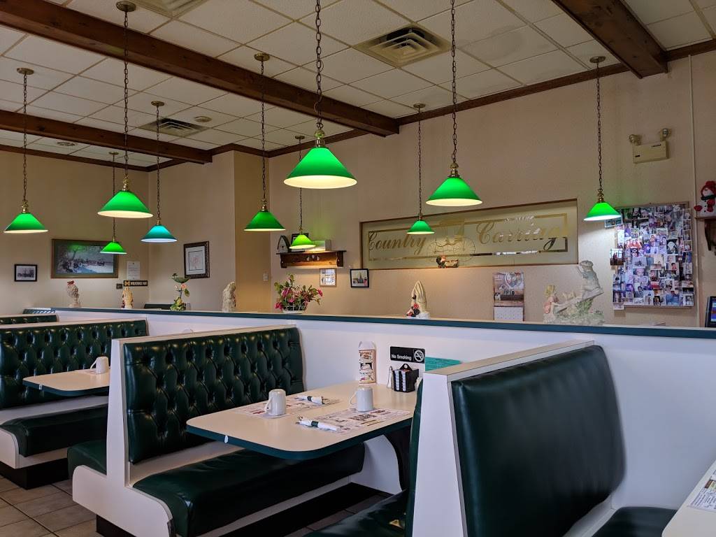 Country Carriage Restaurant | restaurant | 9237 Miller Rd, Swartz Creek, MI 48473, USA | 8106352431 OR +1 810-635-2431