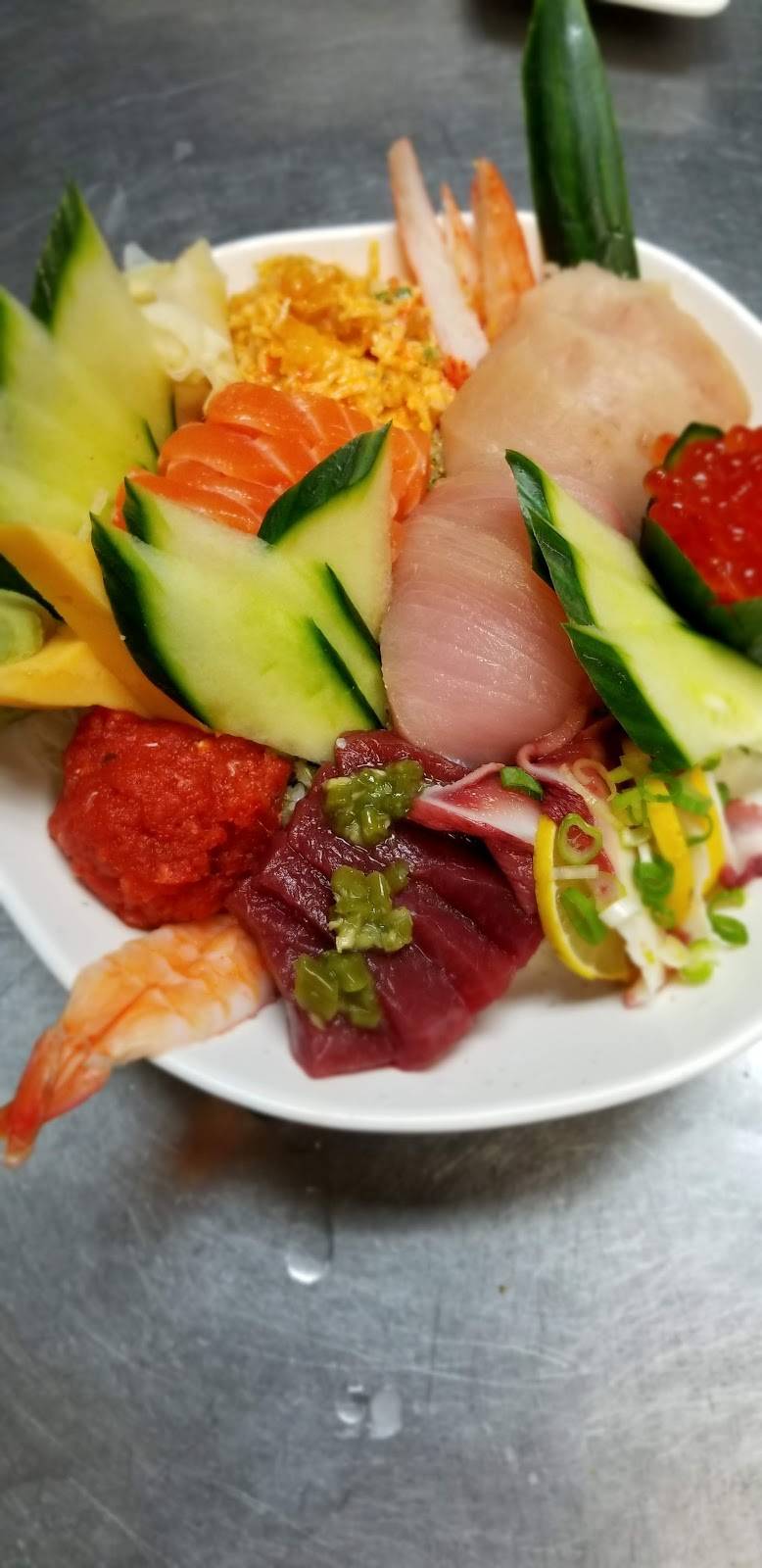 Sushi Plus | restaurant | 18856 Brookhurst St, Fountain Valley, CA 92708, USA | 7149631436 OR +1 714-963-1436