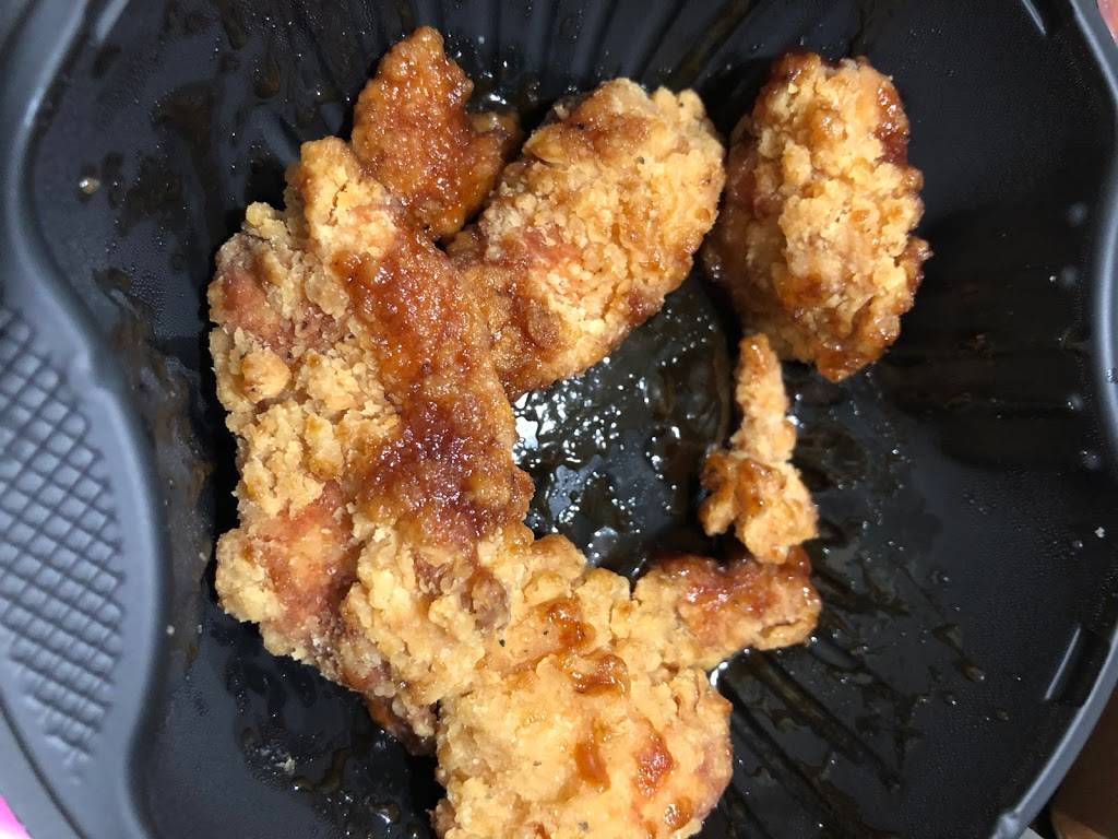 Pizza Hut | restaurant | 291 S Weber Rd, Romeoville, IL 60446, USA | 8159007405 OR +1 815-900-7405