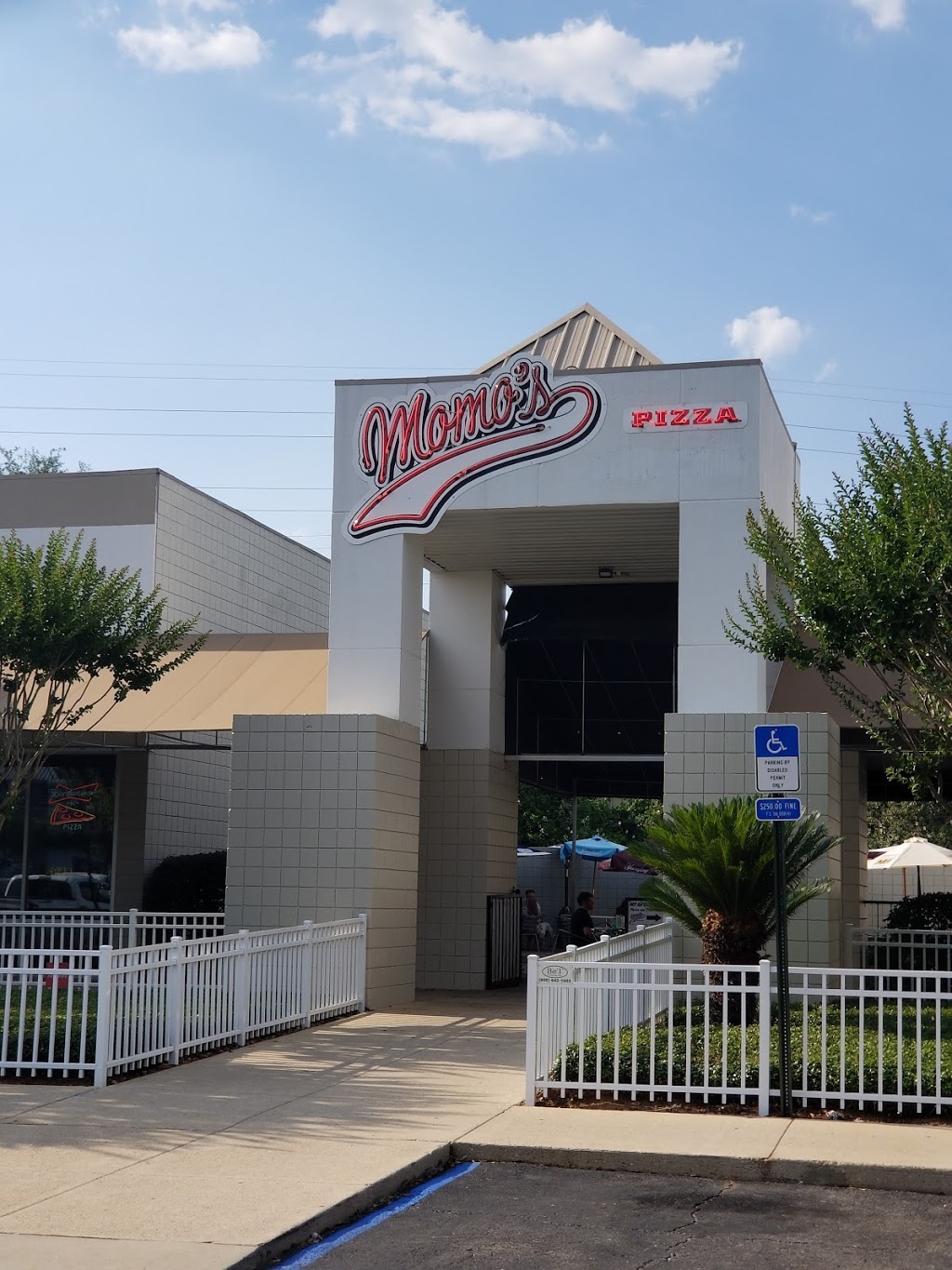 Momos Pizza - Market Street | restaurant | 1410 Market St STE C1, Tallahassee, FL 32312, USA | 8504120222 OR +1 850-412-0222