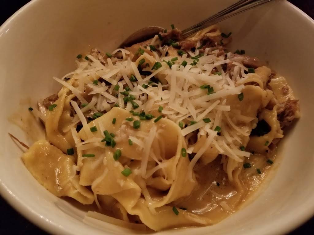 POP Champagne Bar & Restaurant | restaurant | 33 Union St, Pasadena, CA 91103, USA | 6267951295 OR +1 626-795-1295