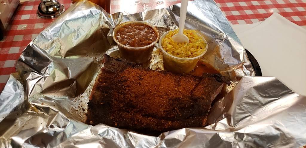 Charlie Vergos Rendezvous | restaurant | 52 S 2nd St, Memphis, TN 38103, USA | 9015232746 OR +1 901-523-2746