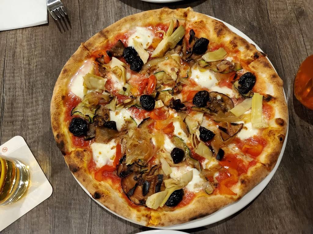 Vivo Pizza + Pasta | restaurant | 1832 Bloor St W, Toronto, ON M6R 2Z3, Canada | 4166047477 OR +1 416-604-7477