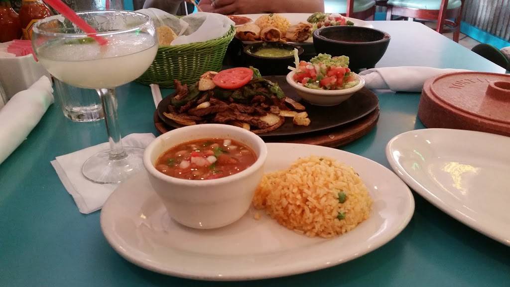 Antonios Mexican Grille | restaurant | 3147 W Holcombe Blvd, Houston, TX 77025, USA | 7137971050 OR +1 713-797-1050