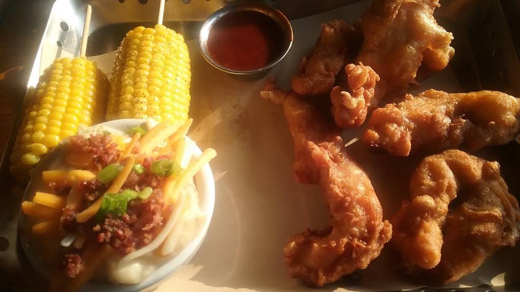 Chilis Grill & Bar | restaurant | 7910 Craft-Goodman Rd, Olive Branch, MS 38654, USA | 6628958899 OR +1 662-895-8899