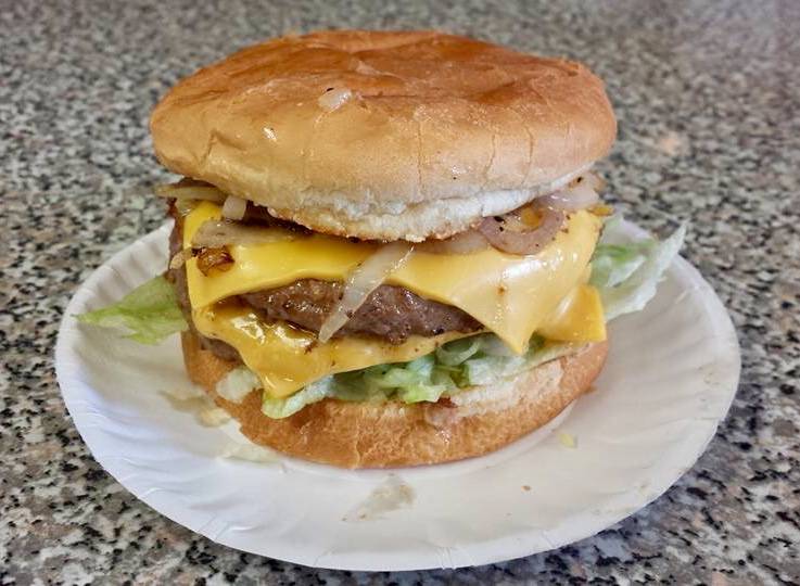 Lindys Famous Hotdogs | restaurant | 6586 Tidewater Dr K, Norfolk, VA 23509, USA | 7578556033 OR +1 757-855-6033