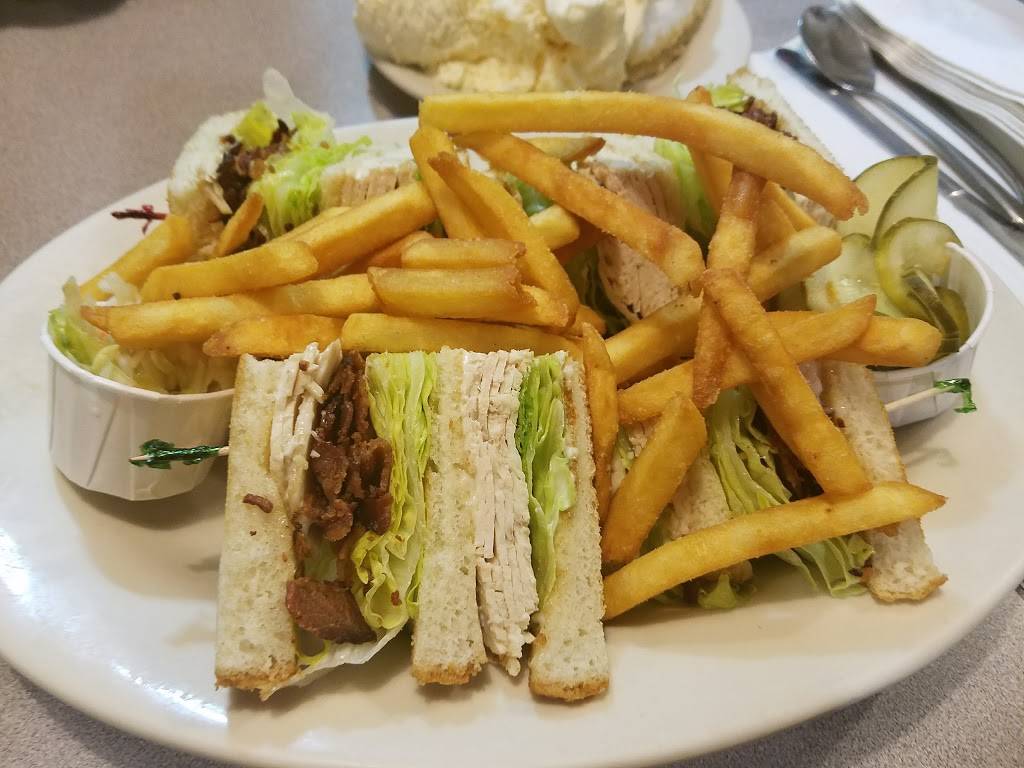 Diner at the Plaza | restaurant | 43 Snyder Ave, Philadelphia, PA 19148, USA | 2157557899 OR +1 215-755-7899