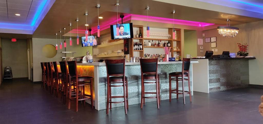 Jasons Restaurant & Sushi Bar | restaurant | 5647 Post Rd, East Greenwich, RI 02818, USA | 4013980388 OR +1 401-398-0388