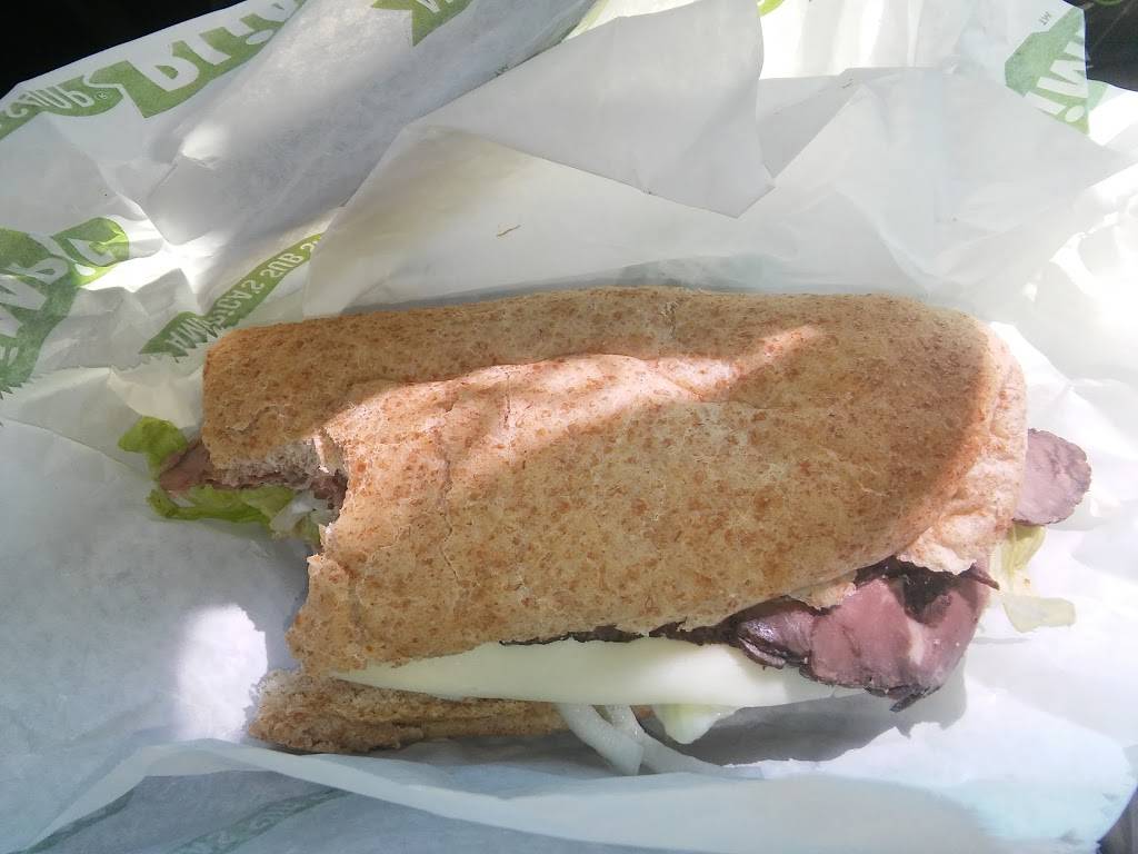 Blimpie | meal delivery | 505 E South St, McLean, IL 61754, USA | 3098742442 OR +1 309-874-2442