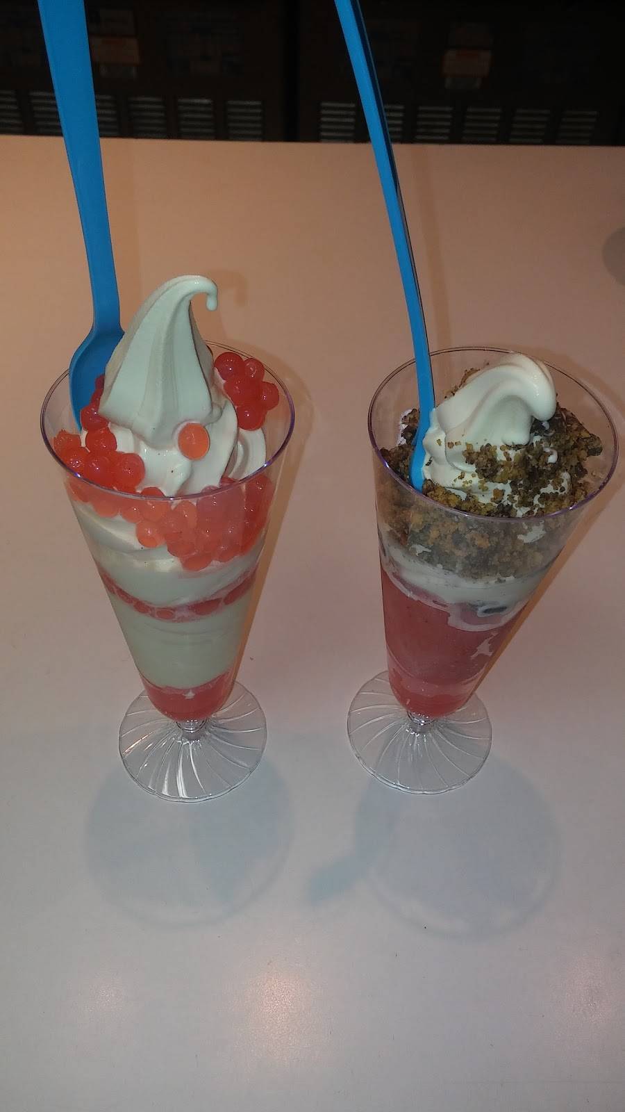 Subway Restaurants | restaurant | 6402 E Mockingbird Ln Ste A, Dallas, TX 75214, USA | 2148269898 OR +1 214-826-9898