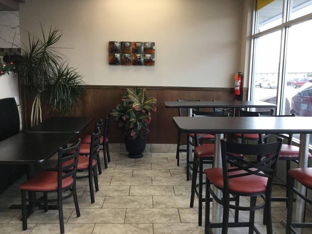 Gyros & More | restaurant | 300 Tecumseh Rd E, Windsor, ON N8X 5E8, Canada | 5192551200 OR +1 519-255-1200