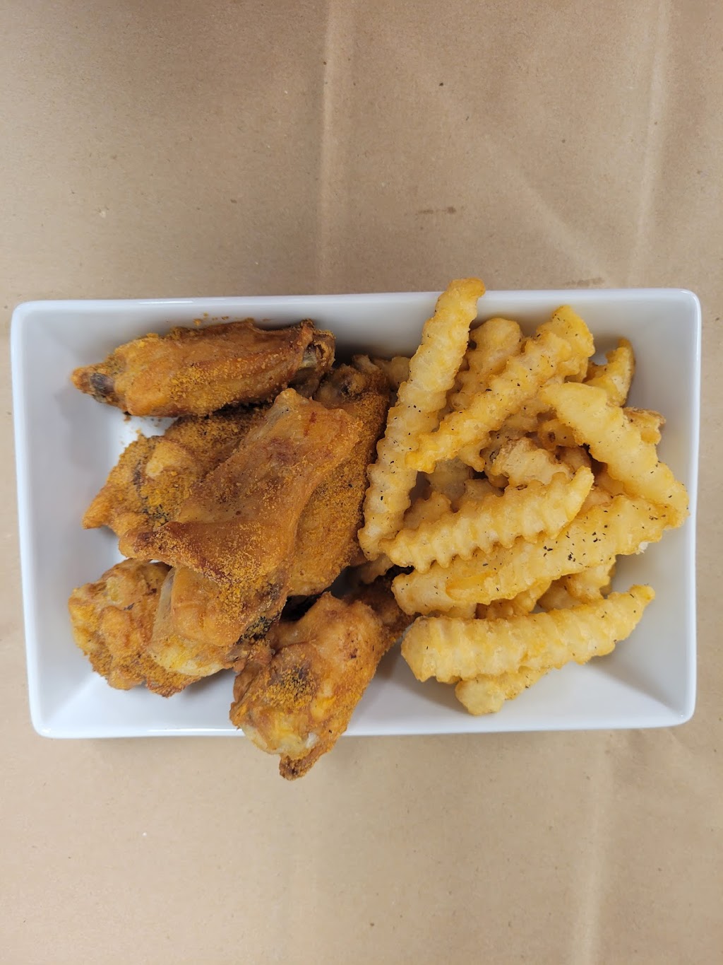 GIDI WINGS | restaurant | 4350 Main St Suite 165D, Frisco, TX 75034, USA | 9729453883 OR +1 972-945-3883