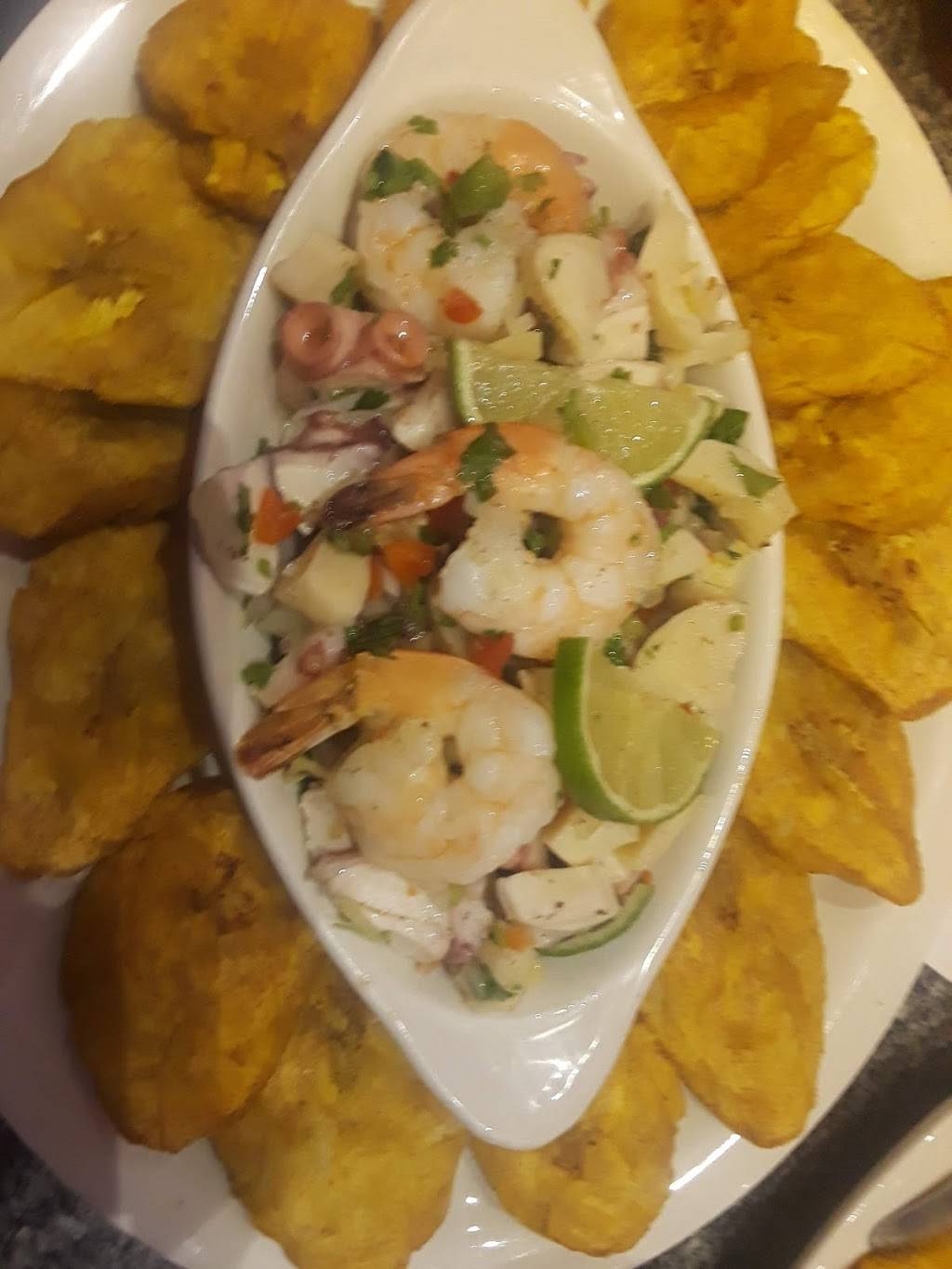 Masheratti Lounge & Grill | restaurant | 334 Elmwood Ave, Providence, RI 02907, USA | 4013836201 OR +1 401-383-6201