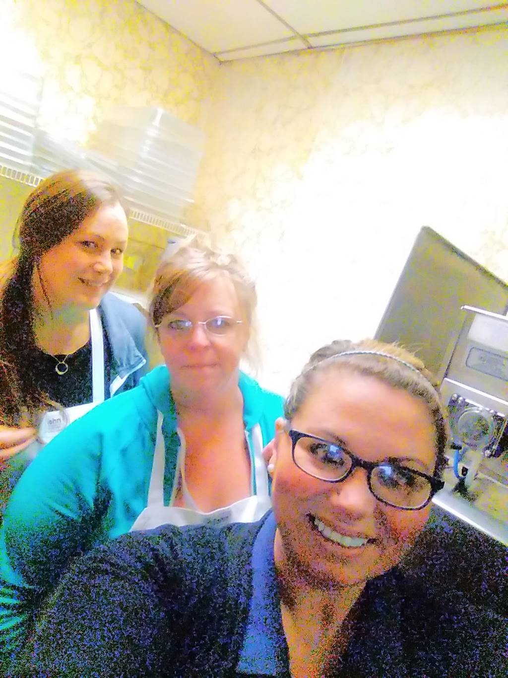 OGraydees Restaurant | restaurant | 2145 W Vienna Rd, Clio, MI 48420, USA | 8106873290 OR +1 810-687-3290