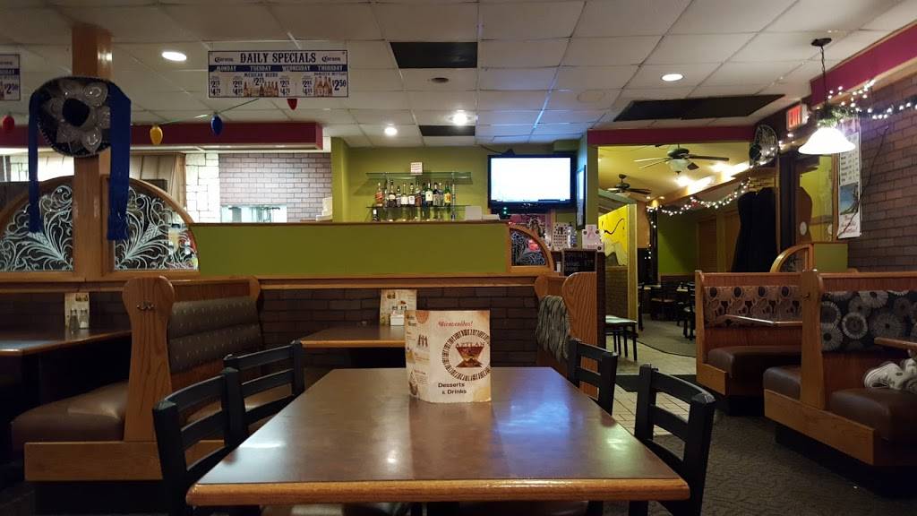 Aztlan Mexican Grill | restaurant | 407 W Main St, Mt Horeb, WI 53572, USA | 6084377600 OR +1 608-437-7600