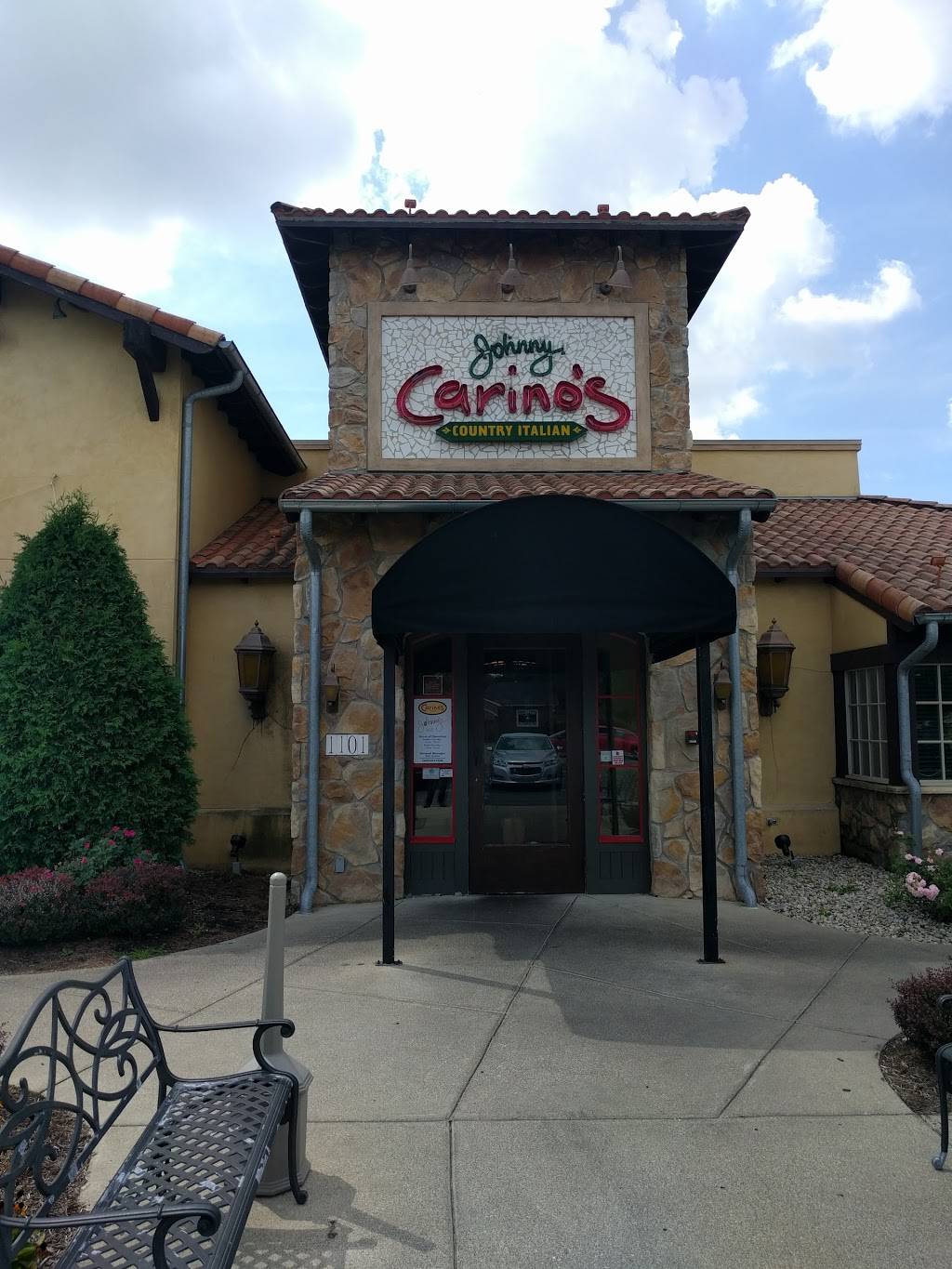 Johnny Carinos | restaurant | 1101 W McGalliard Rd, Muncie, IN 47303, USA | 7652843196 OR +1 765-284-3196