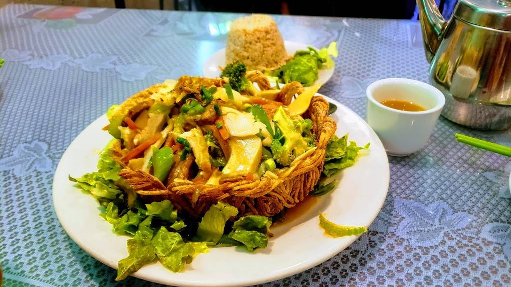 Grasshopper Restaurant | restaurant | 1 N Beacon St, Allston, MA 02134, USA | 6172548883 OR +1 617-254-8883