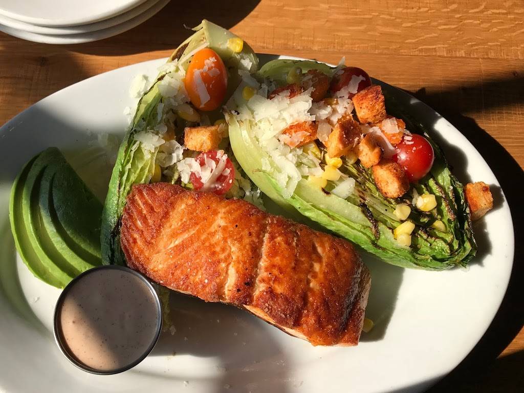 Fuller House | restaurant | 35 E 1st St, Hinsdale, IL 60521, USA | 6305685466 OR +1 630-568-5466