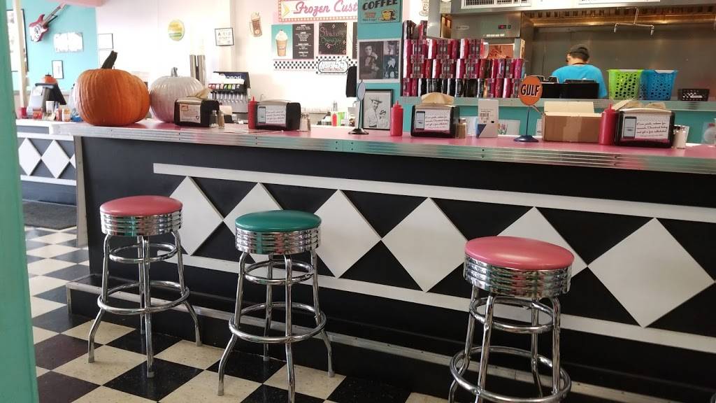 Hwy 55 Burgers Shakes & Fries | restaurant | 386 E Hanes Mill Rd, Winston-Salem, NC 27105, USA | 3363770172 OR +1 336-377-0172