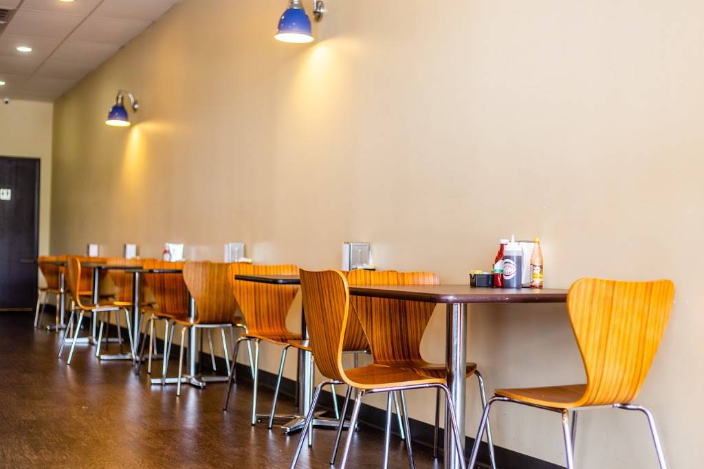 Wafflez-N-Creamz | restaurant | 124 1st St E, Humble, TX 77338, USA | 2813187190 OR +1 281-318-7190