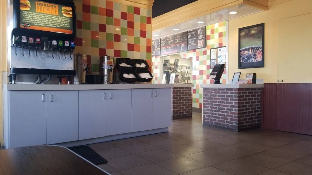 Back Yard Burgers | restaurant | 1685 N Germantown Pkwy, Cordova, TN 38016, USA | 9017371248 OR +1 901-737-1248