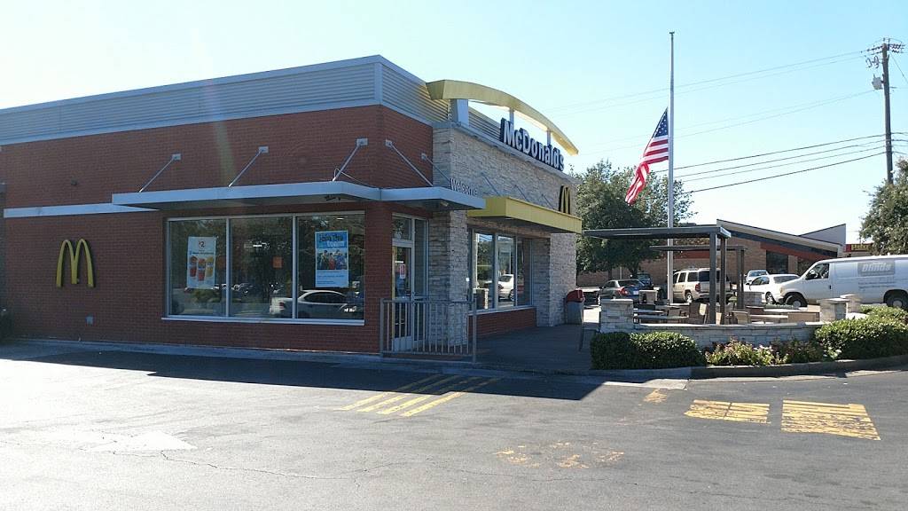 McDonalds | cafe | 322 Merchant Dr, Knoxville, TN 37912, USA | 8656872689 OR +1 865-687-2689